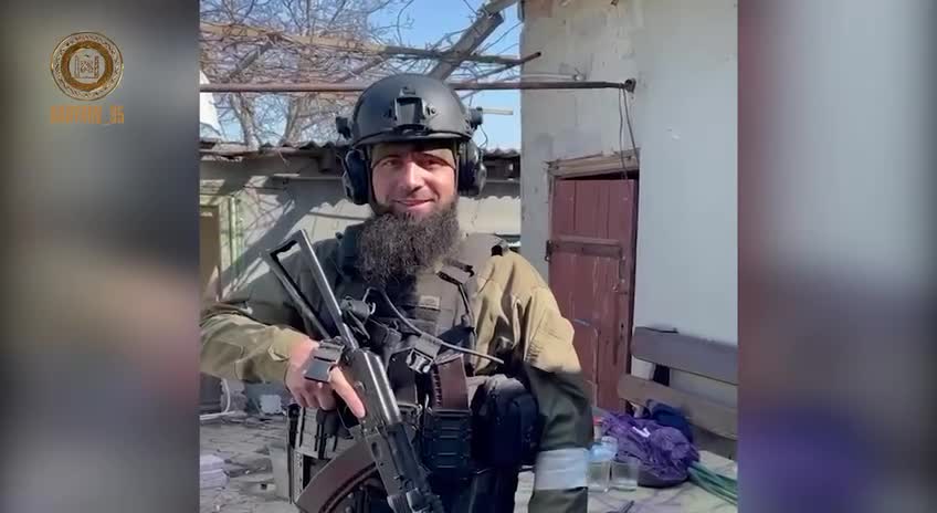 Prvomájový pozdrav z Mariupolu od čečenského specnazu