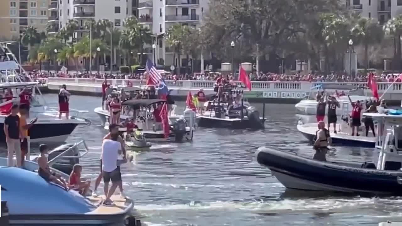 Very Drunk Tom Brady Throws Vince Lombardi Trophy Across Boat In Victory Celebration