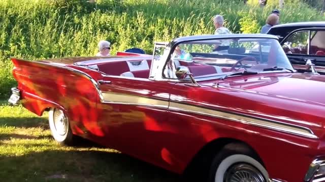 SHOW N SHINE