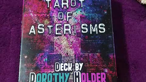 Learn Tarot: Reading Reversals