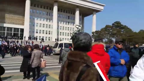 20190220_V3_S01(Sjo0RxBWLRc)자한당 윤리위원회 취소하라!