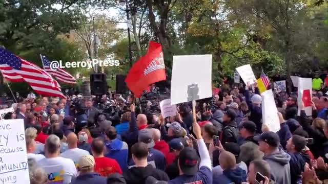 MASSIVE NYC Anti Vax Protest Against Governors Mandates.