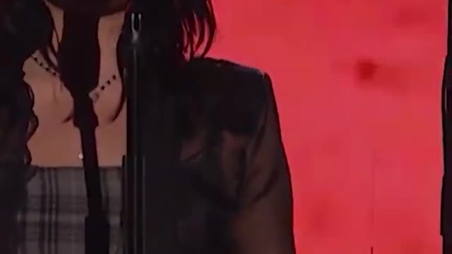 Demi Lovato SUBSTANCE Live