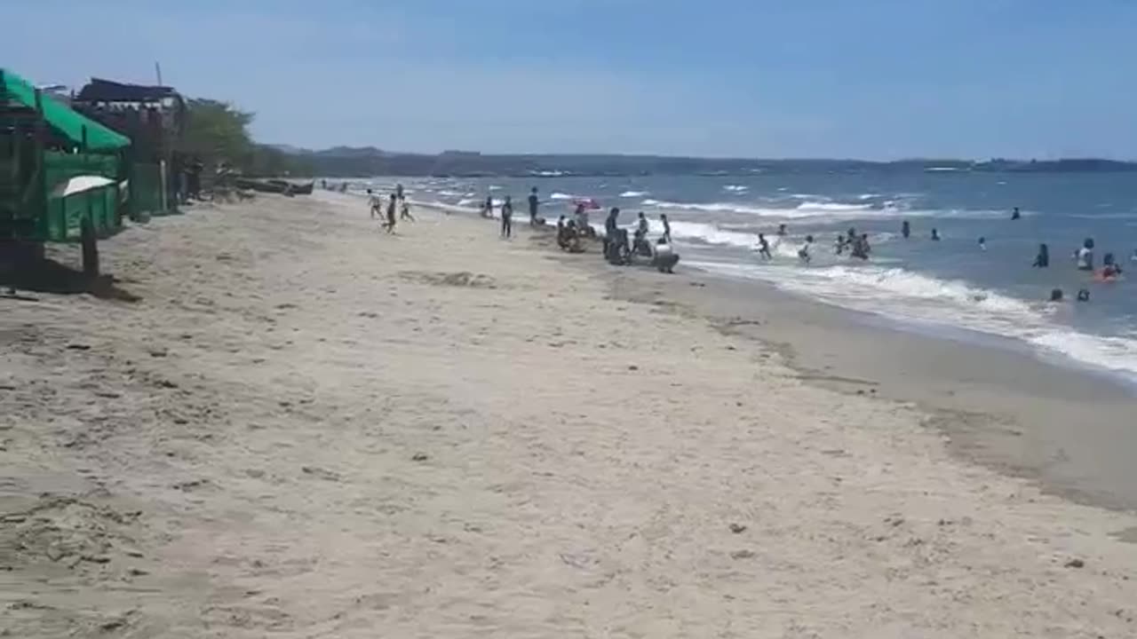 Escape to Paradise on a Beautiful Philippines Beach