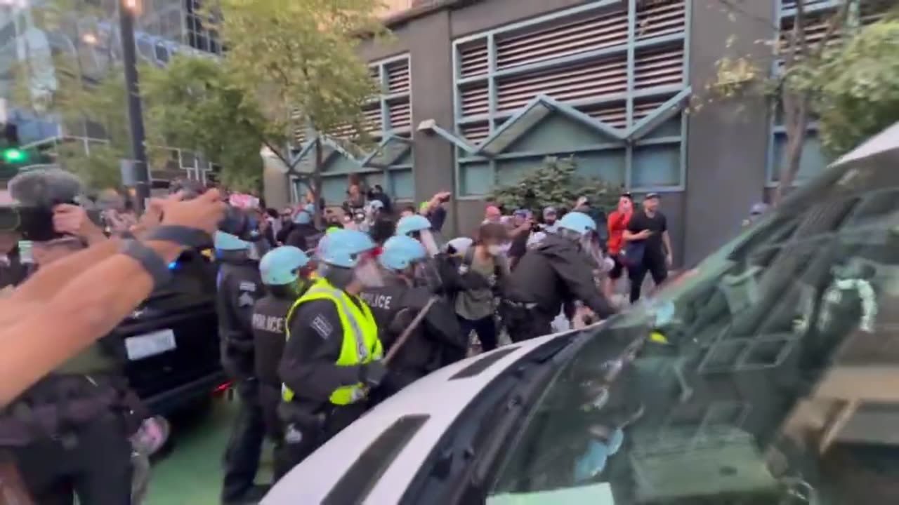 Antifa Fights Police at DNC Chicago Riots