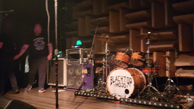 Blacktop Mojo "Whole Lotta Love"