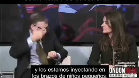 Bill Gates vacuna niños con organimos biologicamente modificados