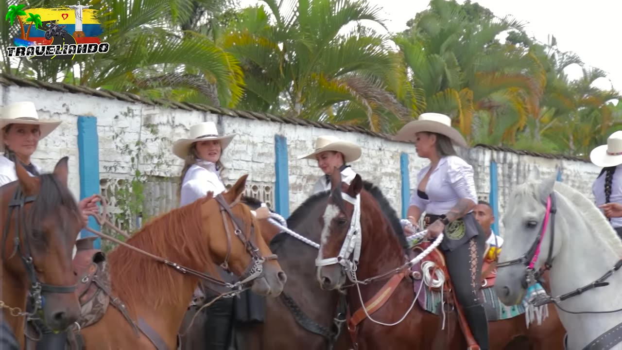 Increíble CABALGATA de MUJERES en Trujillo - Valle | Colombia 2023