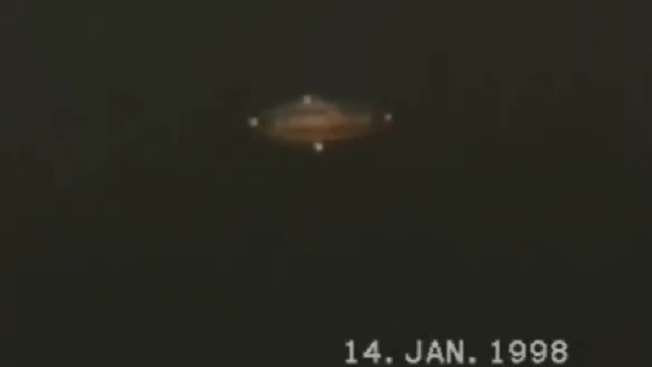 Classic UFO Sightings, Stoke on Trent, Staffordshire, UK, 1998-01-14