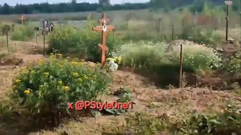 Inside One of the Thousands of "Temporary" Cemeteries Across Russia