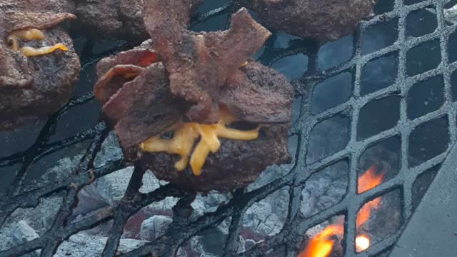 BBQ Burgers on the Oak Pit