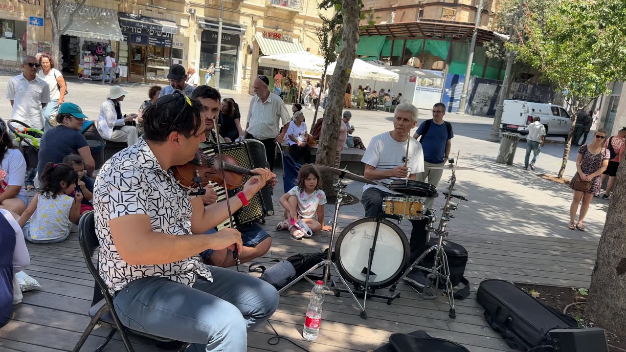 Jerusalem, Zion square Nir Sarussi