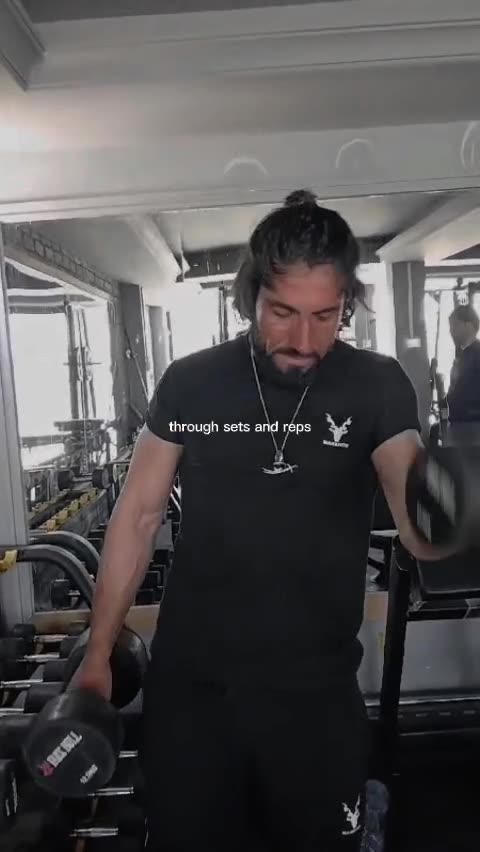 One arm dumbbell rows motivation