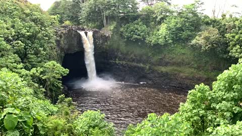 Rainbow Falls, Big island Hawaii