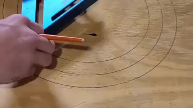 Creating a Circle using Set Square on Wood