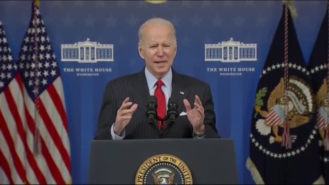 LOL: Biden Reads the Part He's NOT Supposed to Read Out Loud