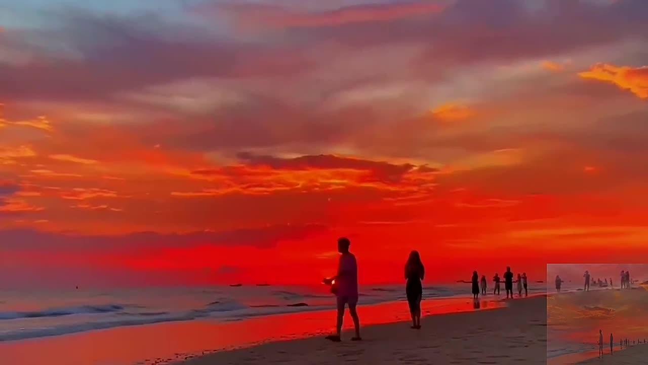 Evening by the sea