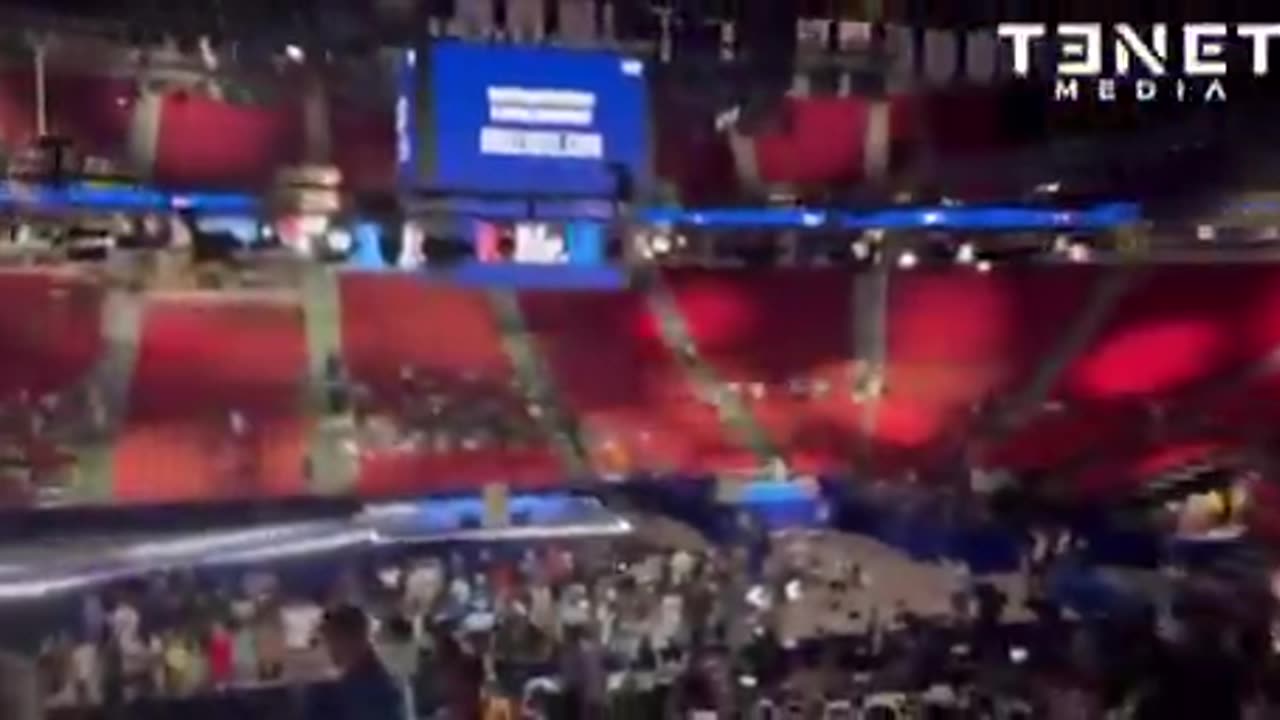 Empty Seats Tell the Real Story: Kamala Harris Struggles to Draw a Crowd in Las Vegas