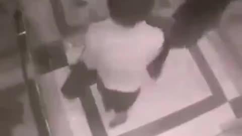 He's A Sniffer - She smashed his nads.