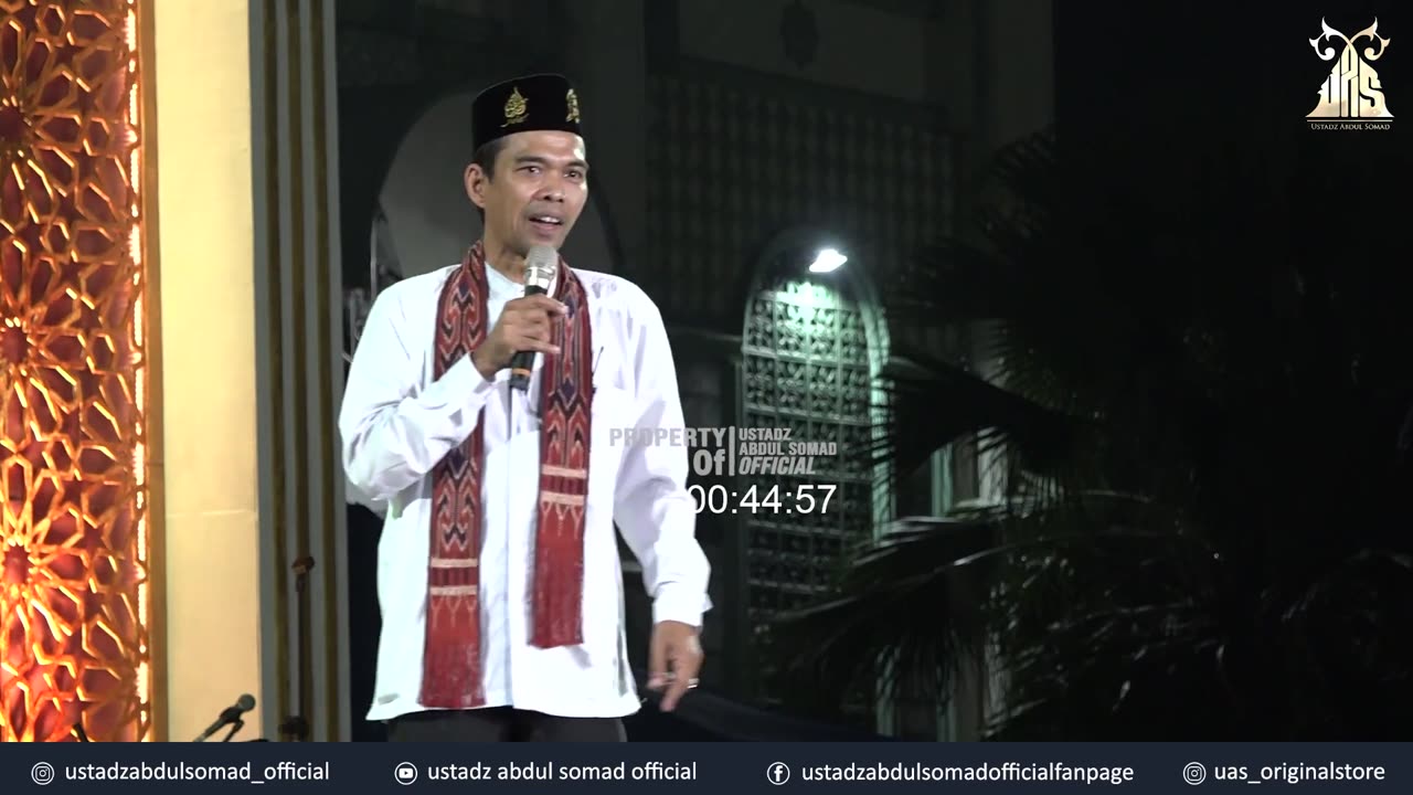 Izinkanlah Anakmu Belajar Kenegri Mesir | Ponpes Attaqwa - BEKASI | Ustadz Abdul Somad