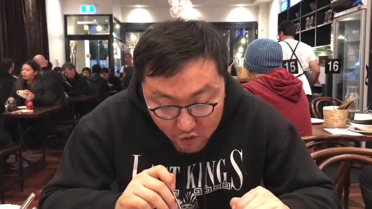 Chinese Try Filipino Food For The First Time!
