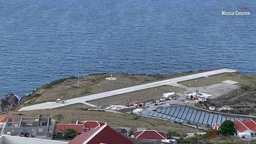 Flight to Saba island