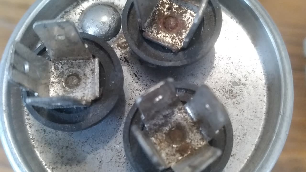 Prongs On HVAC Capacitor, What Are They?