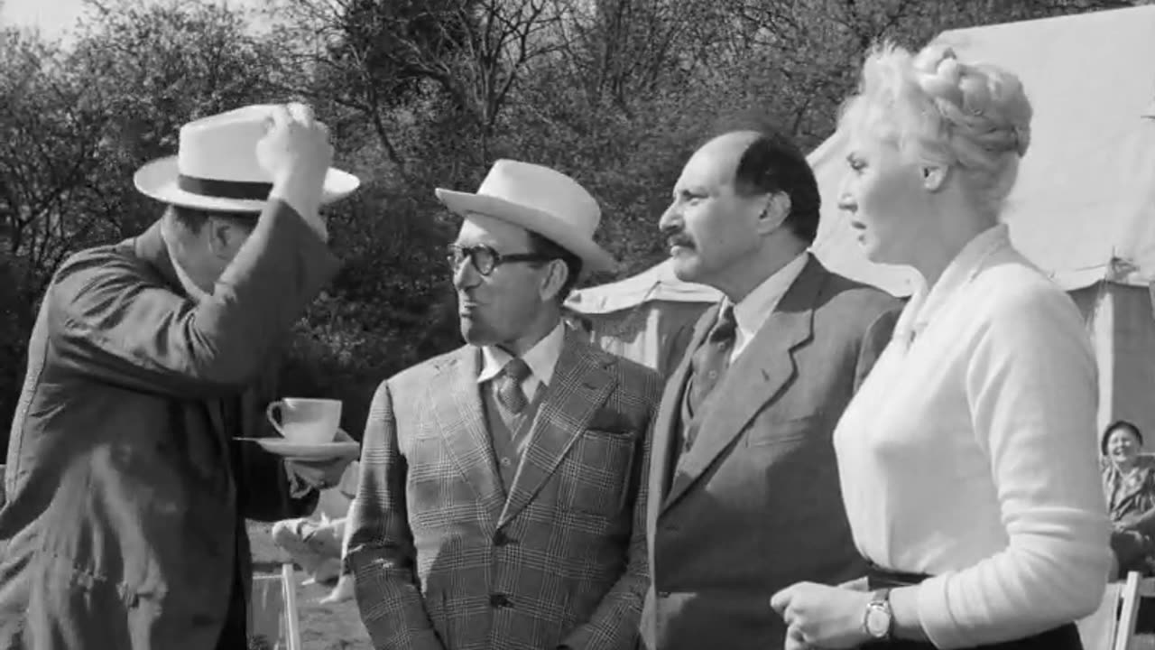 comedy Friends and Neighbours (1959) film
