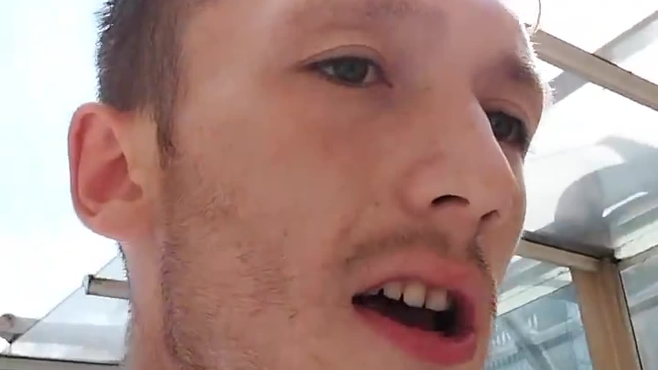 Tommy Robinson arrested under counter-terrorism laws.!!!!