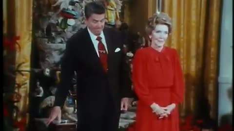 President Reagan and First Lady Nancy Reagan light White House Christmas Tree in 1981