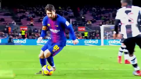 who should be the king of football, christiano ronaldo or lionel messi