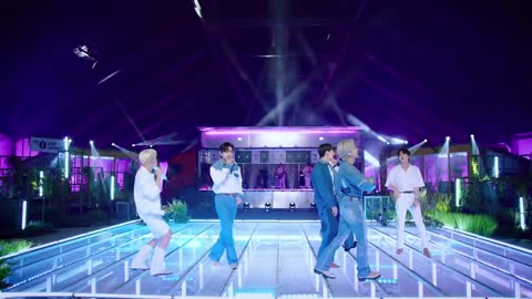 BTS-Permission To Dance in the Live Lounge