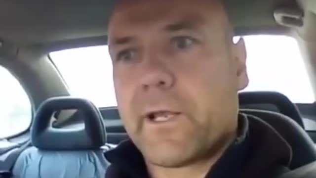 Nahnevaný český občan informuje