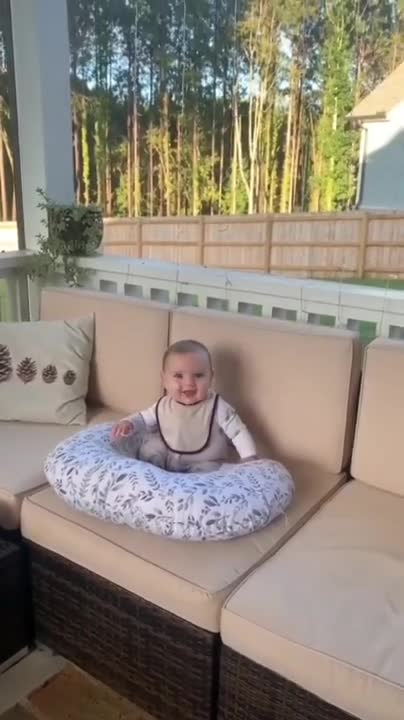 Cutest Baby Eating Moments - Baby Awesome Videos