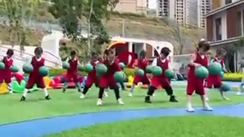 This is a Chinese kindergarten’s fancy basketball drill