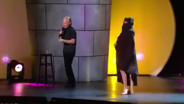 Bill Maher hosts Muslim fashion show