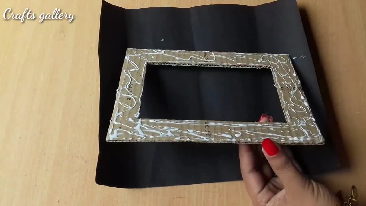 Originality of handmade photo frame