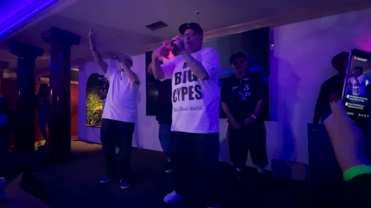 Robbs and Close Range Perform at Hunger Gamez Live in El Monte