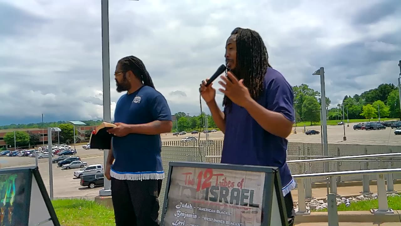 Israelites Challenge and Encourages Man to Stop Smoking