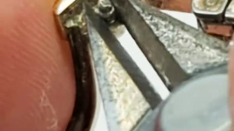 How to Remove Broken Screw From Frame! #repair #eyewear #sunglasses #eyewear