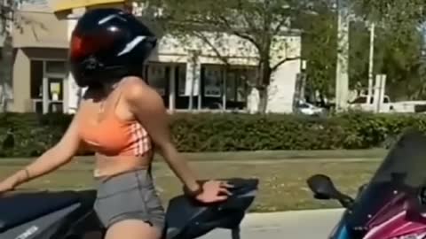 Mulheres apaixonadas por motos