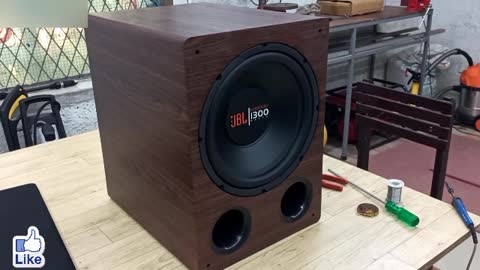 Making jbl 12 inch lower bass subwoofer box