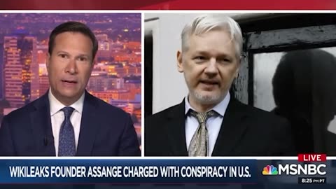 Tucker Carlson visits Julian Assange