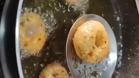 Potato vada