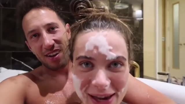 “Lana Rhodes &Mike” Together in Bath Shower