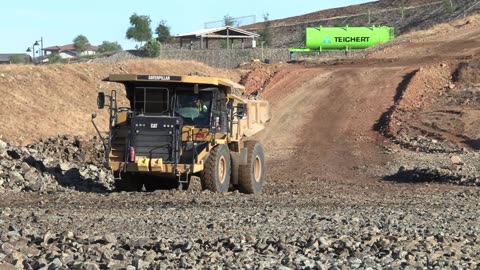 CAT 775G 777F Off Highway Dump Trucks