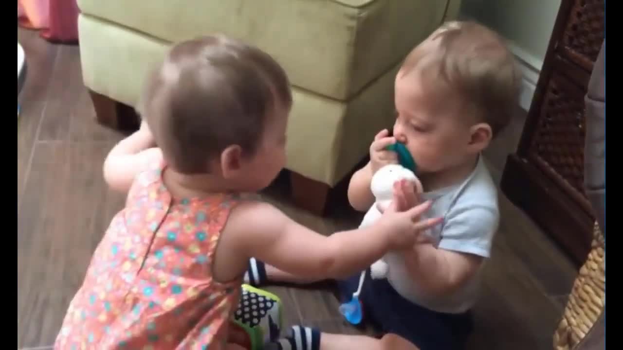 54 second funny baby video