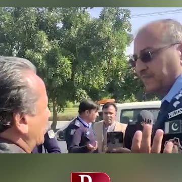 Fight Between Customs and Police Officials #shortsfeed #shortsvideo #viralvideo #fight