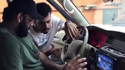 Auto maintenance and auto service-car repairer auto repair