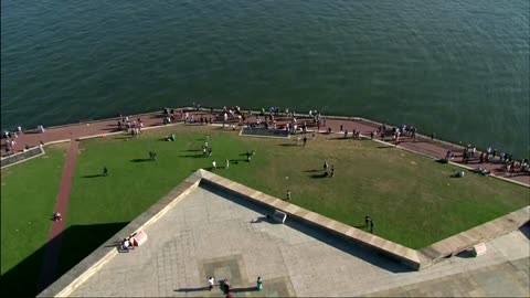 Statue of Liberty & Ellis Island - 2 minute HD tour